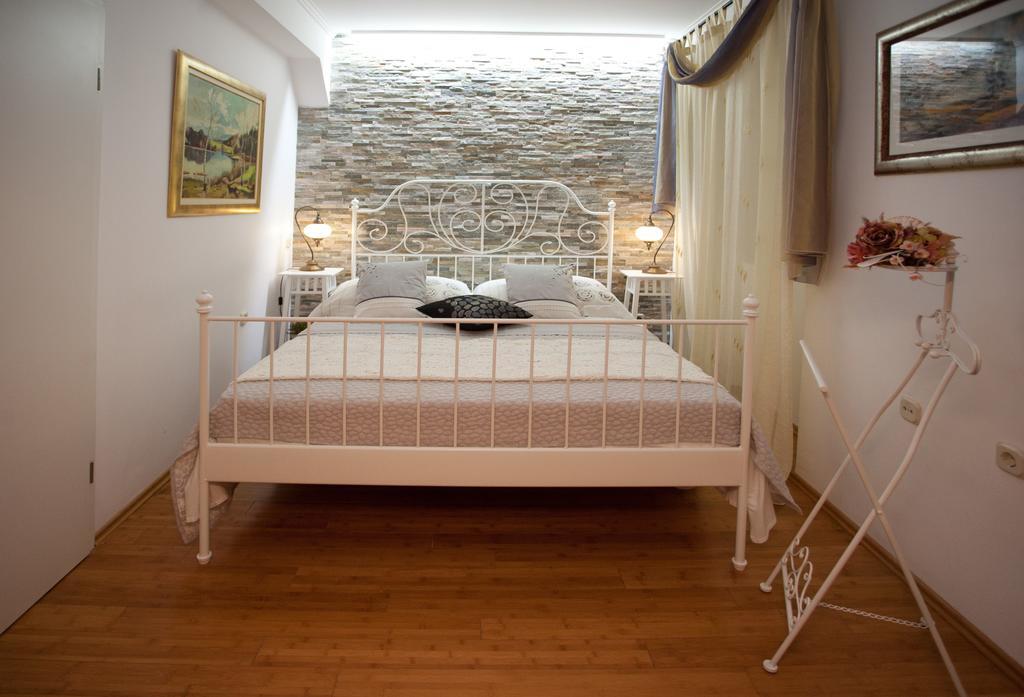 Split Theatre Apartments Zimmer foto